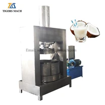 Zavodda hindiston yong'og'i sutini olish mashinasidan foydalaning